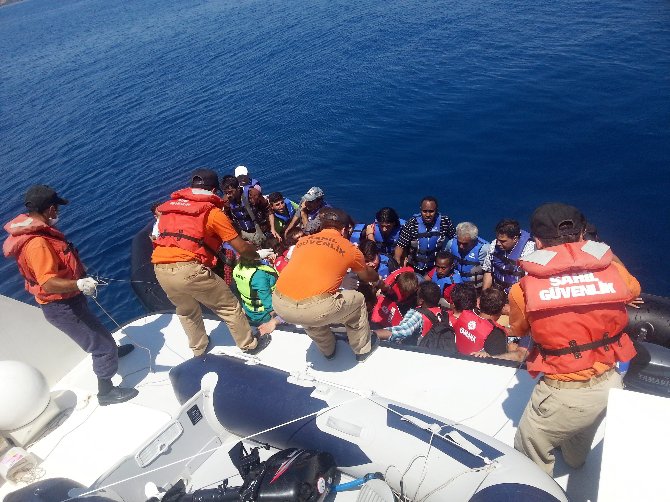 Göçmenlerden kan donduran itiraf: 'Yunan sahil güvenlik...'