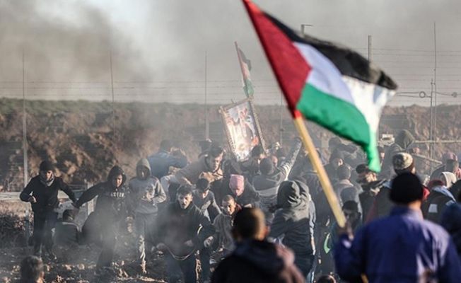 İsrail Askerleri Gazze'de Göstericilere Ateş Açtı: 1 Ölü, 55 Yaralı