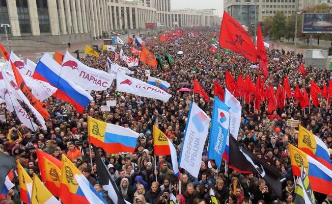 Rusya’da 20 bin kişi sokaklara çıktı