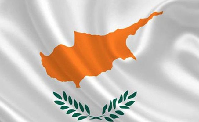 Güney Kıbrıs, 2018 yılında üçüncü ülke vatandaşlarına 20 bin 990 ikamet izni verdi