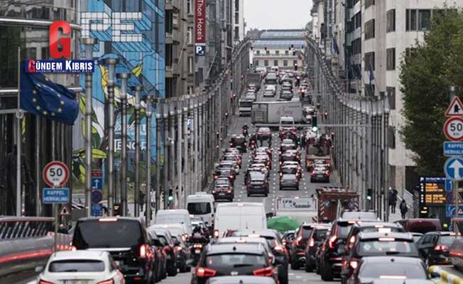 Το όριο αστικής ταχύτητας για οχήματα μειώθηκε στα 30 χιλιόμετρα στις Βρυξέλλες