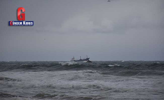 Ρωσική σημαία ξηρού φορτηγού πλοίου βυθίζεται στη Μαύρη Θάλασσα