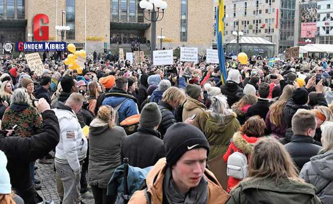 Οι περιορισμοί διαμαρτυρήθηκαν στη Σουηδία